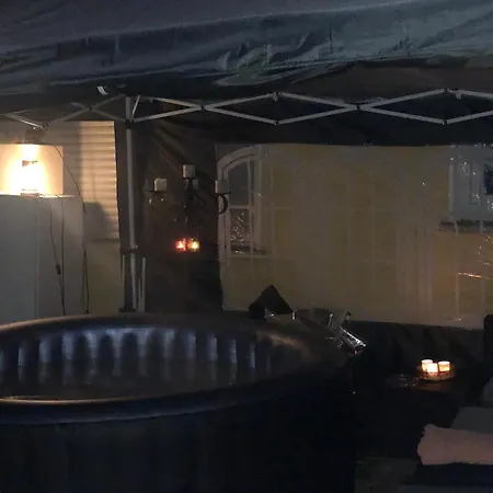 Zimmer Mit Whirlpool Und Garten Ruppichteroth